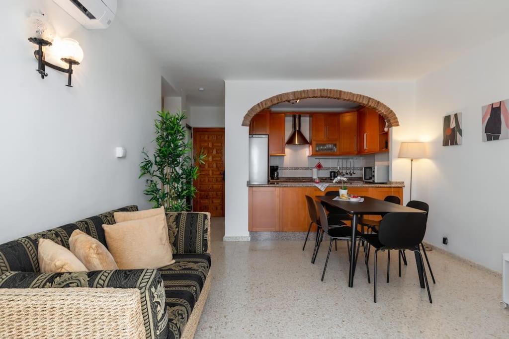 Oasis 16 Lejlighed Nerja Eksteriør billede