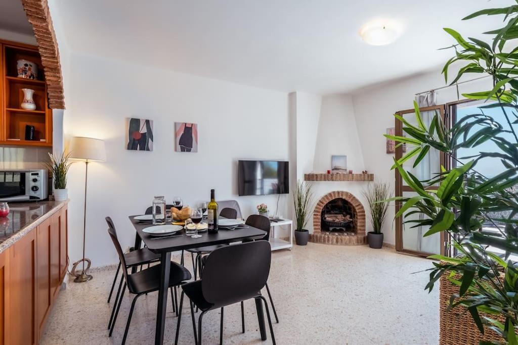Oasis 16 Lejlighed Nerja Eksteriør billede