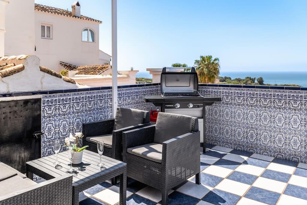 Oasis 16 Lejlighed Nerja Eksteriør billede